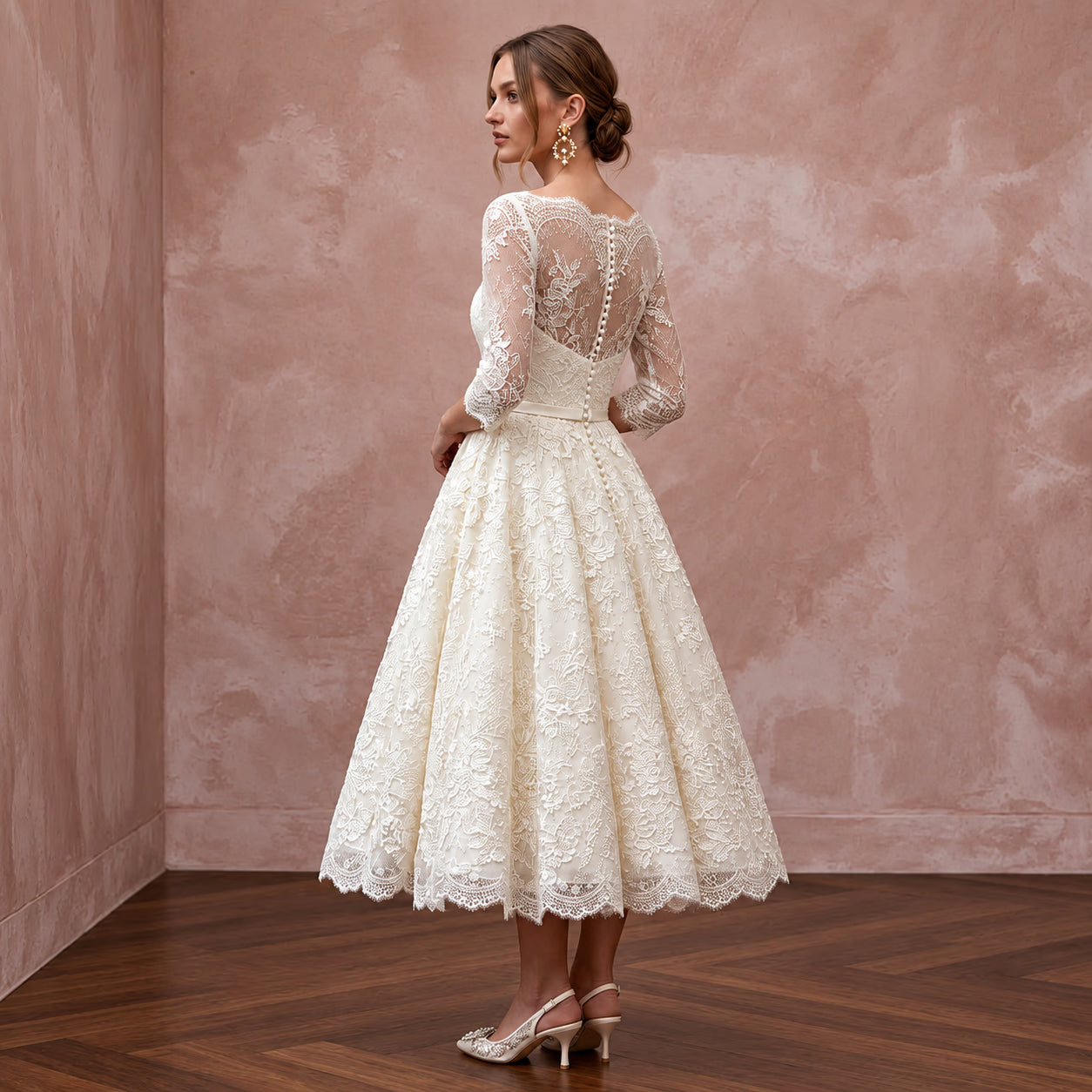 1950s Ivory Lace Tea-Length Swing Wedding Dress for Vow Renewal Secondary image