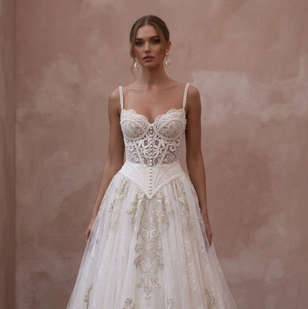 Basque Waist Wedding Dresses with Vintage Romance