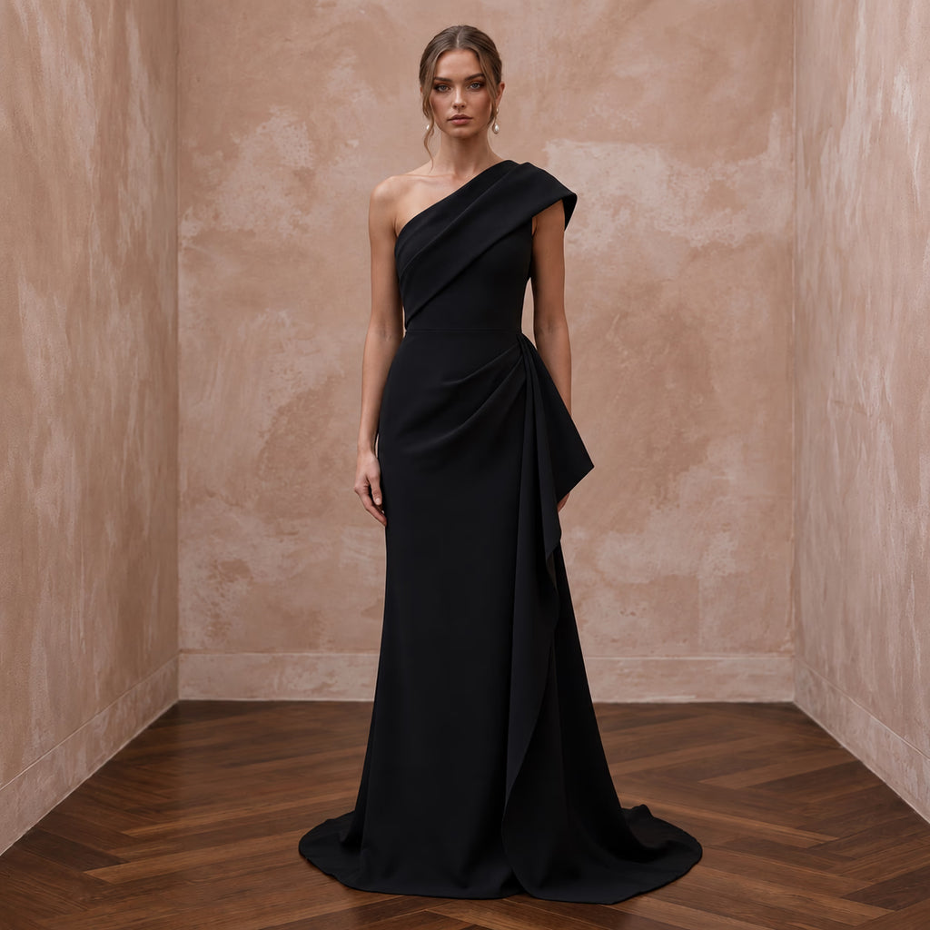Black Minimalist Crepe Asymmetrical One-Shoulder Formal Gown