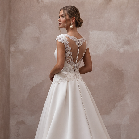 Cap Sleeve Wedding Dresses with Delicate Lace Trim