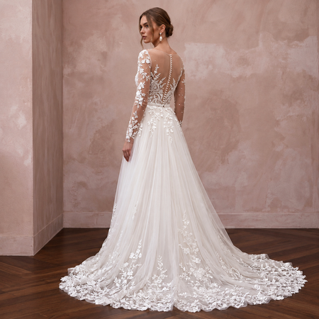 Chapel Train Tulle Wedding Dress for a Romantic Garden Ceremony