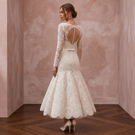 Chic Ivory Lace Fit-and-Flare Cocktail Wedding Dress for Engagement
