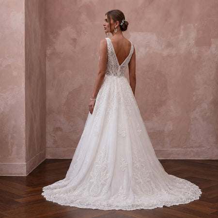 Classic Lace Wedding Dress with V-Neck and A-Line Silhouette