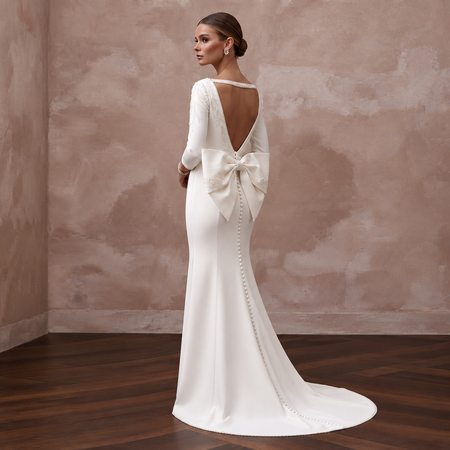 Clean Crepe Wedding Dress for a Courthouse Ceremony