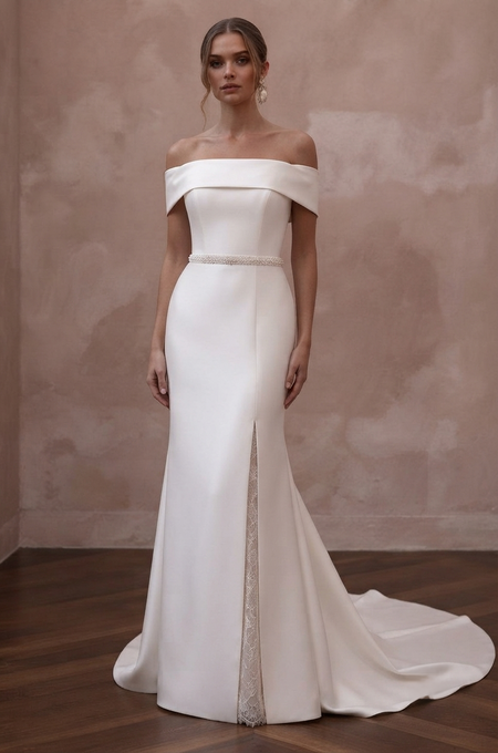 Court Train Wedding Dresses with Refined Elegance
