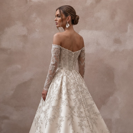 Court Train Wedding Dresses with Refined Elegance - Apparel & Accessories > Clothing > Wedding & Bridal Party Dresses > Wedding Dresses - Mignonette