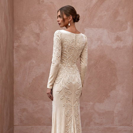 Cream Velvet Sweetheart Neckline Long Sleeve Winter Elopement Dress