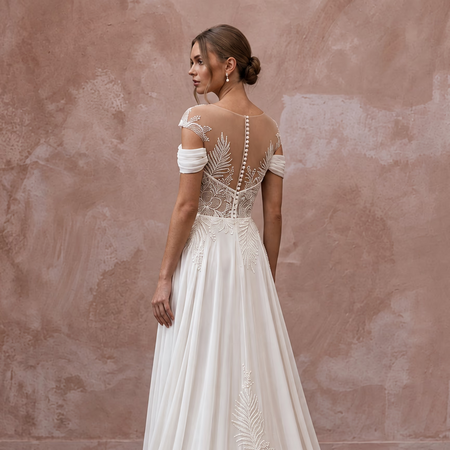 Custom Fit Chiffon Wedding Dress for a Destination Ceremony