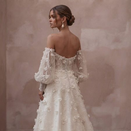 Detachable Sleeve Wedding Dresses with Two-in-One Styling