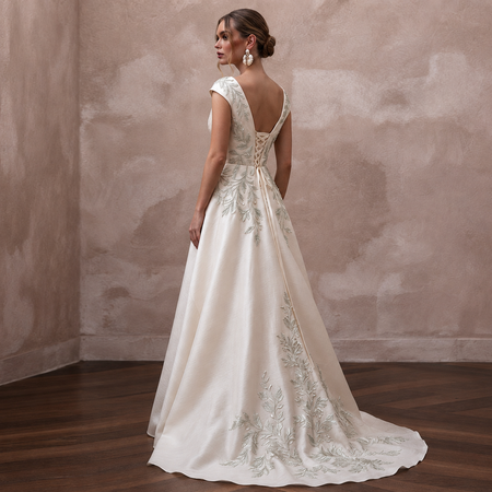Eco-Friendly Wedding Dresses with Recycled Silk Fabrics