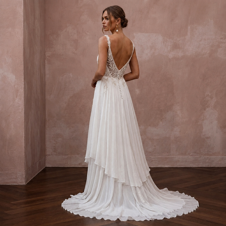 Effortless Ivory Chiffon Destination Gown for Elopement