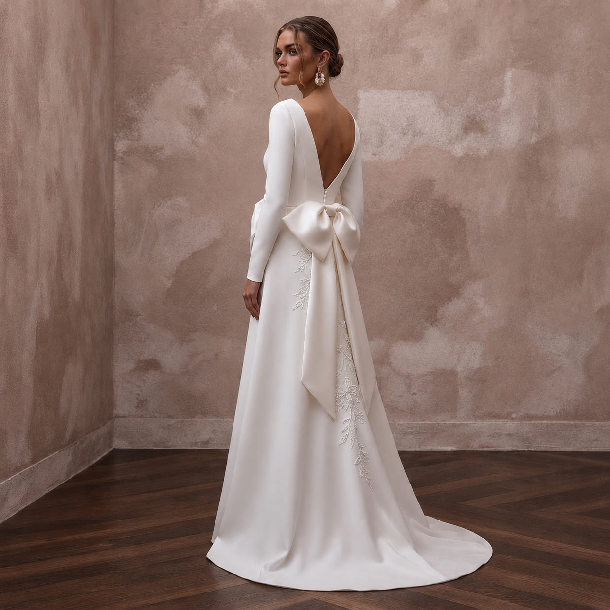 Elegant Crepe A-Line Wedding Dress for a Courthouse Wedding Secondary image