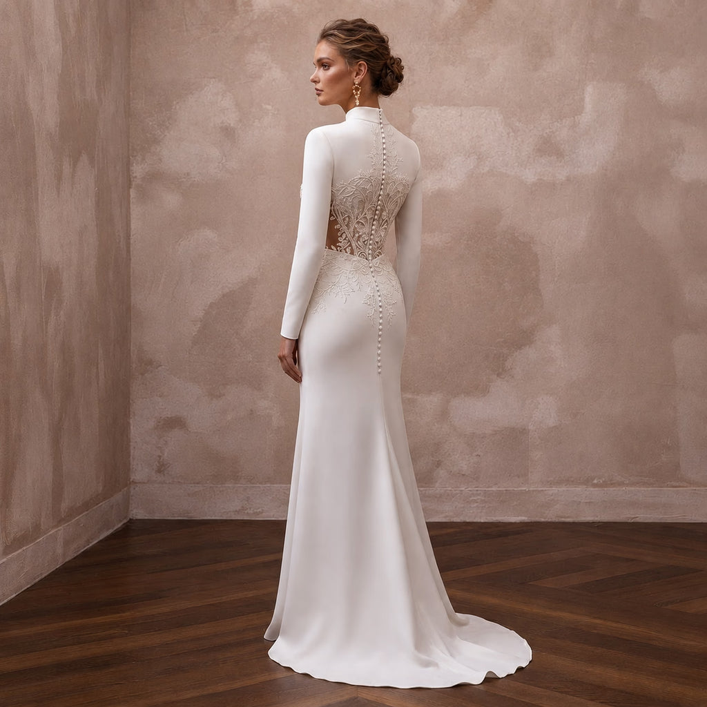 Elegant Crepe Bridal Dress for a Modern Winery Wedding