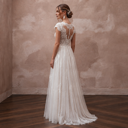 Elegant Lace Bridal Gown for an Intimate Garden Ceremony