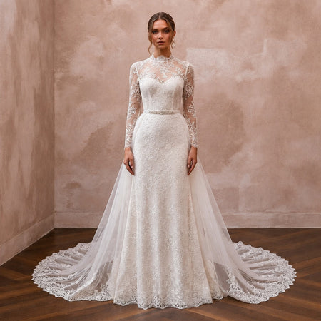 Elegant Lace Bridal Gown with Detachable Train