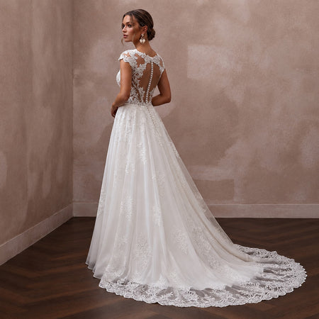 Elegant Lace Wedding Dress with Detachable Train and A-Line Silhouette