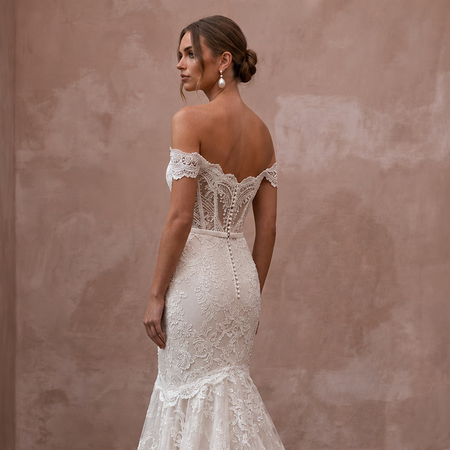 Elegant Off - White Lace Fit - and - Flare Wedding Gown for Second Wedding - Apparel & Accessories > Clothing > Wedding & Bridal Party Dresses > Wedding Dresses - Mignonette Bridal