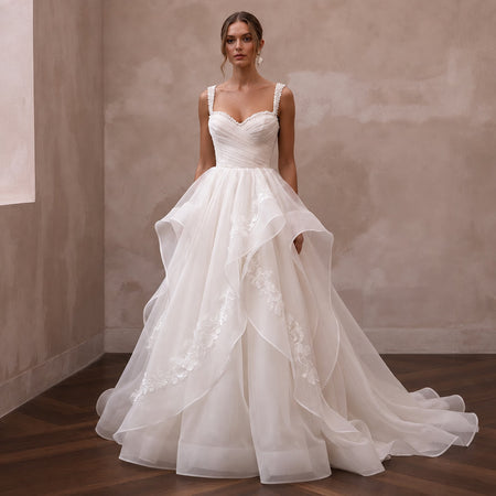 Elegant Organza Bridal Dress for a Black-Tie Reception
