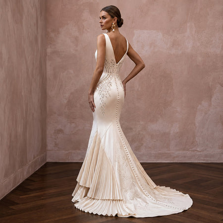 Elegant Satin Wedding Dress with V-Neck and Mermaid Silhouette