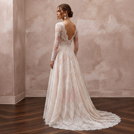 Elegant Wedding Dresses with Scalloped Lace Hemlines