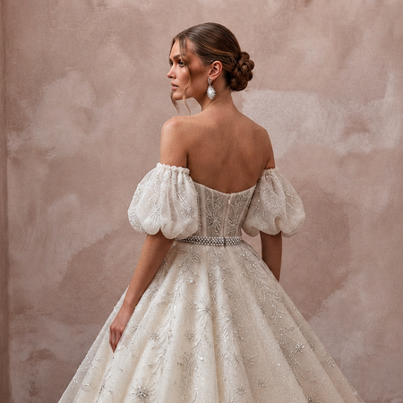 Fairytale Wedding Dresses with Glittering Tulle Layers