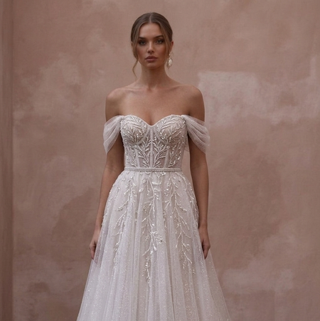 Glitter Tulle Wedding Dresses with Fairytale Elegance