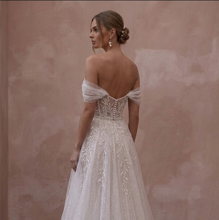 Glitter Tulle Wedding Dresses with Fairytale Elegance - Apparel & Accessories > Clothing > Wedding & Bridal Party Dresses > Wedding Dresses - Mignonette