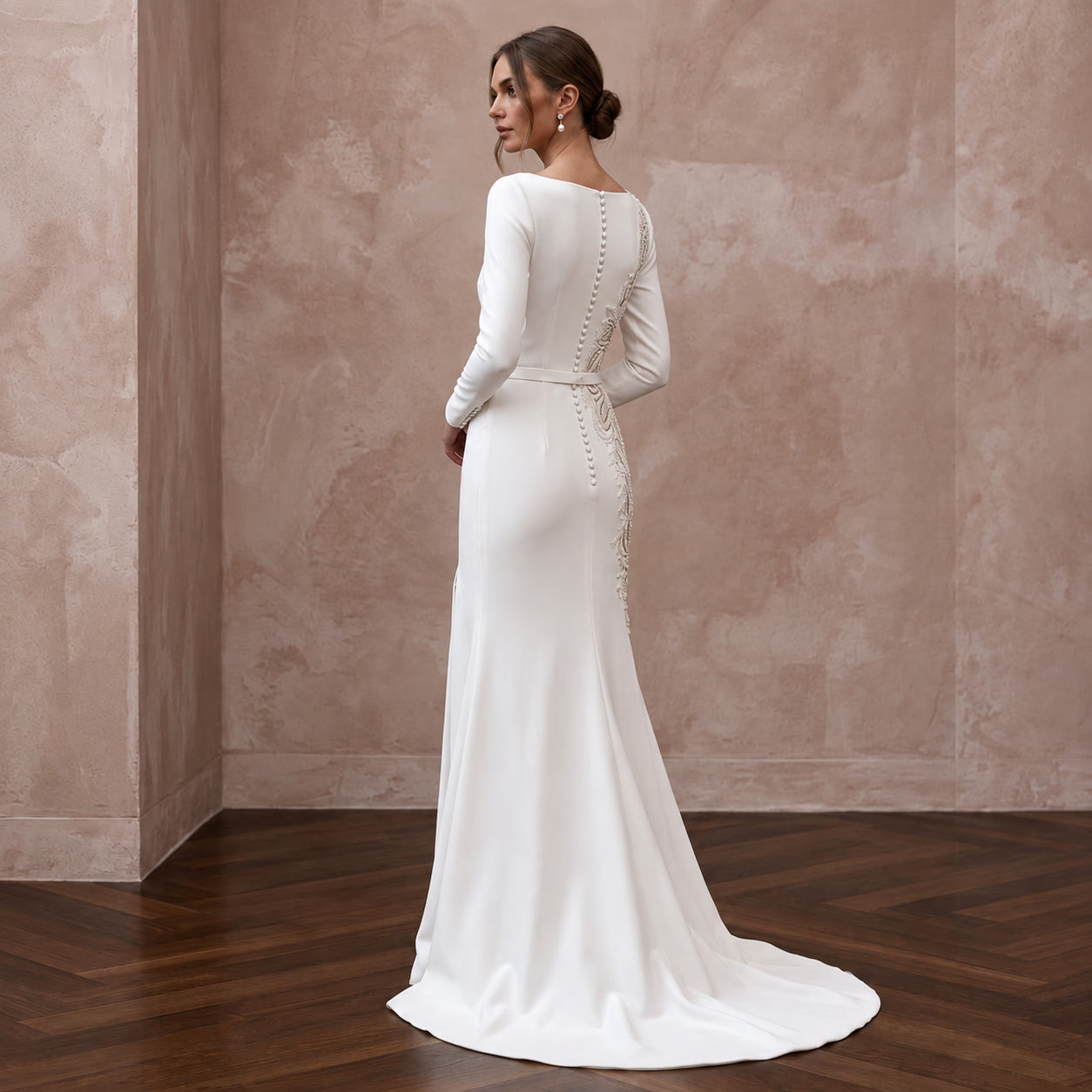 Made-to-Measure Crepe Bridal Gown for a Courthouse Wedding