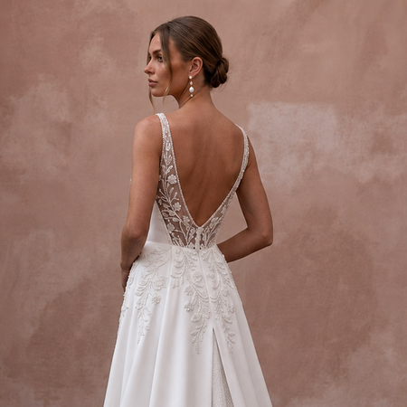 Minimalist Crepe A-Line Wedding Dress for a Courthouse Wedding