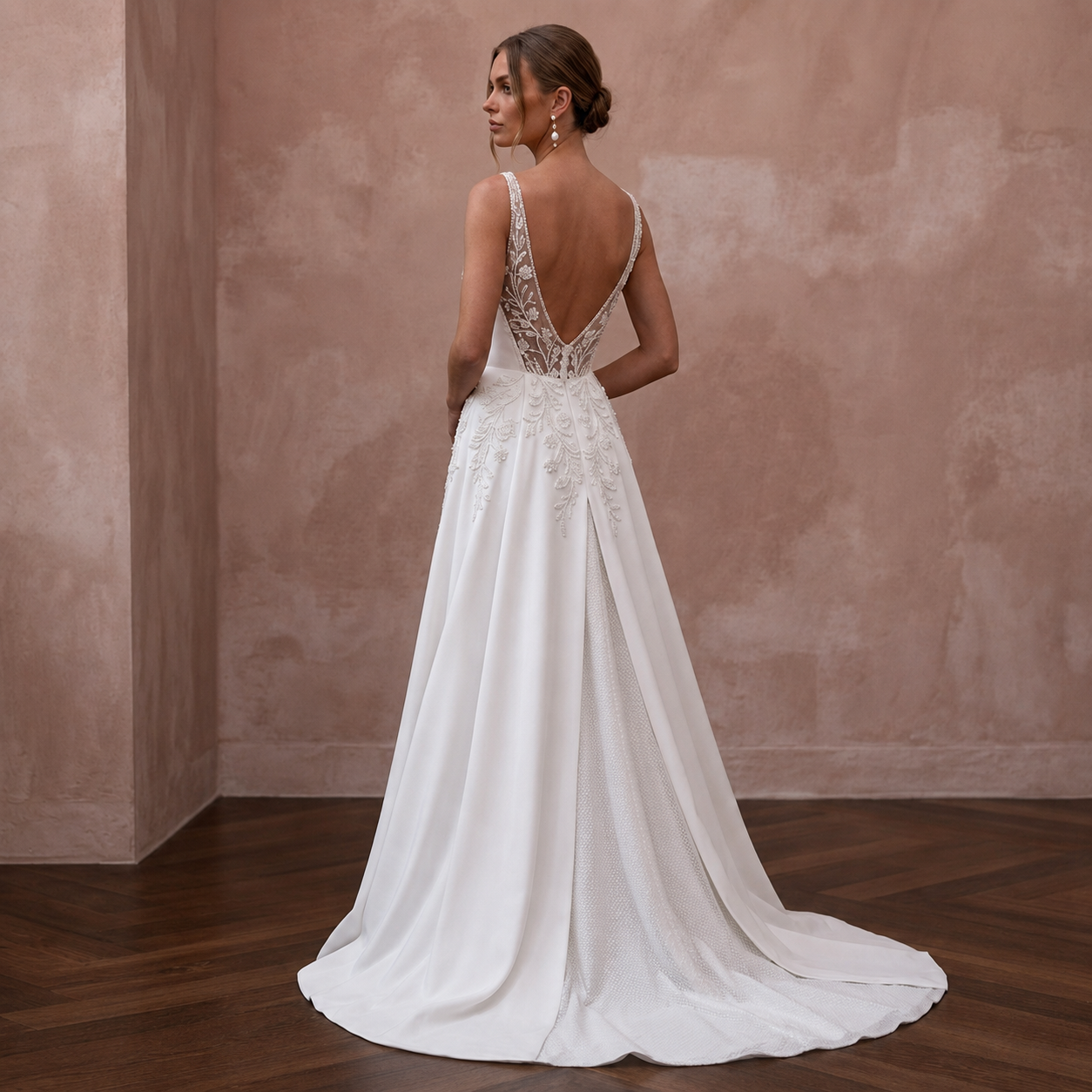 Minimalist Crepe A-Line Wedding Dress for a Courthouse Wedding Secondary image
