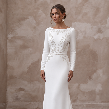 Minimalist Crepe Bridal Dress for a Garden Wedding