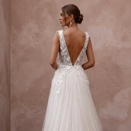 Minimalist Tulle Wedding Dress for a Mountain Elopement