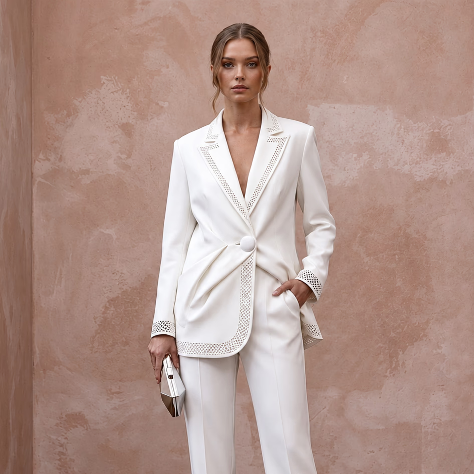 Minimalist White Stretch Crepe Tailored Suit with Oversized Blazer
