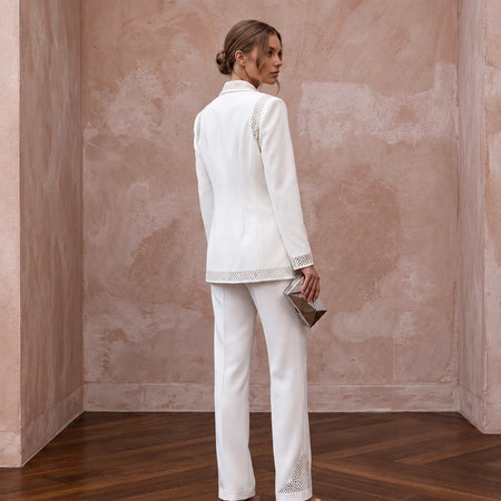 Minimalist White Stretch Crepe Tailored Suit with Oversized Blazer