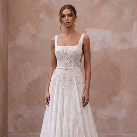 Modern Tulle Wedding Dress with Square Neckline