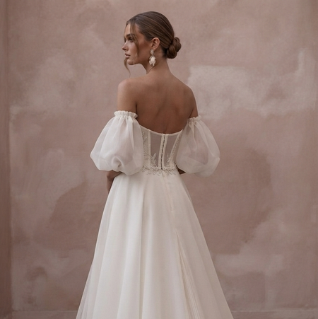 Off-the-Shoulder Wedding Dresses with Romantic Organza Sleeves
