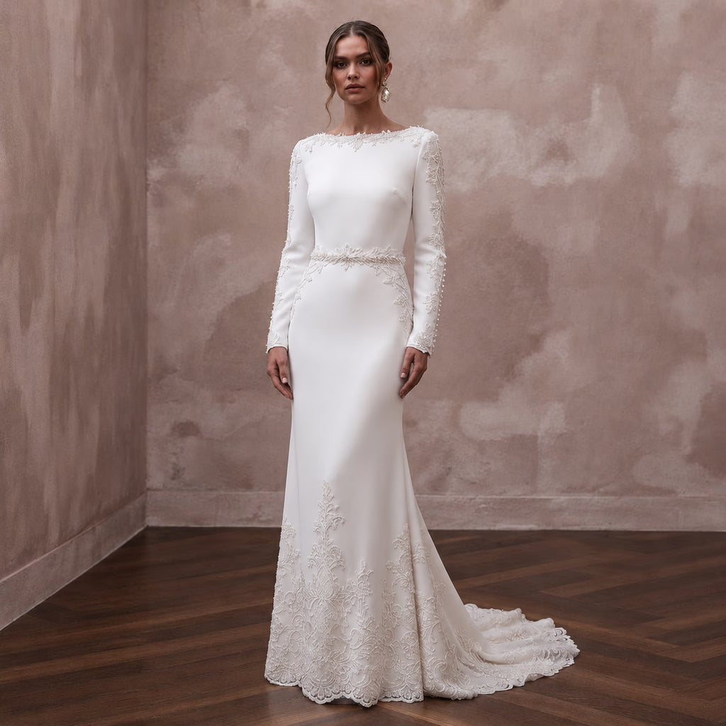 Petite Minimalist Crepe Wedding Dress for a Courthouse Wedding