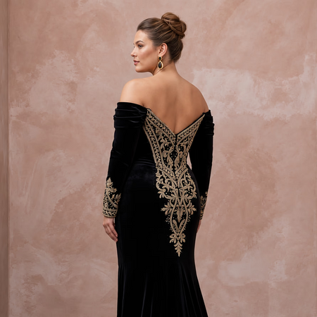 Plus Size Black Velvet Off-the-Shoulder Sweetheart Gown