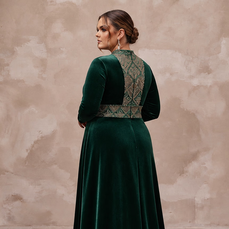 Plus Size Emerald Green Velvet Long Sleeve Maxi Prom Gown
