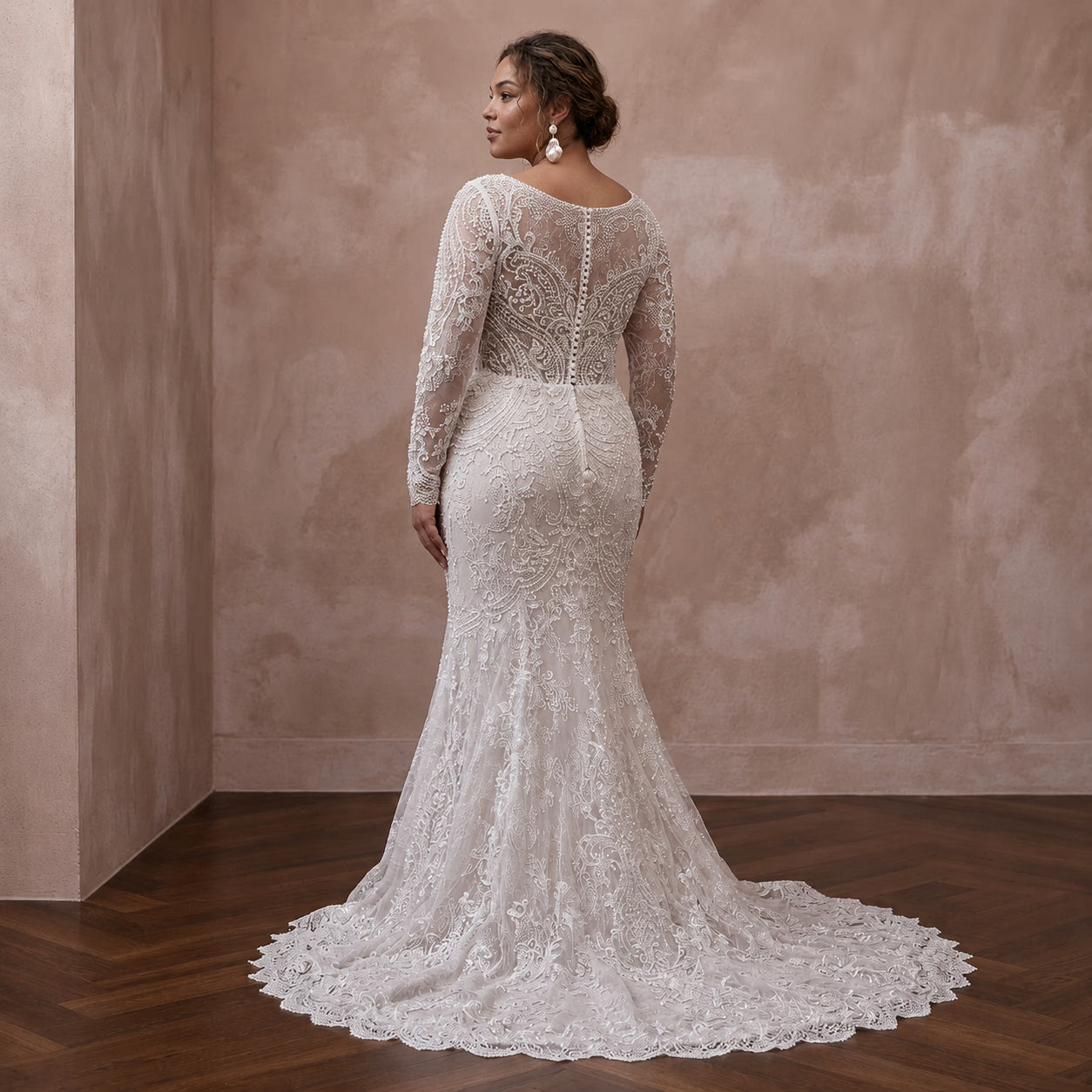Plus Size Lace Trumpet Wedding Dress with Long Sleeves