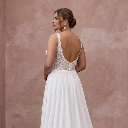 Plus Size Pure White Lace Bodice Chiffon Skirt A-Line Gown