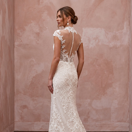 Regal Ivory Lace Sheath Wedding Dress for Second Marriage Ceremony