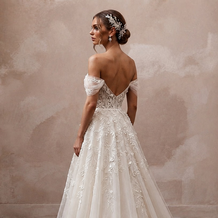 Romantic Botanical Wedding Dress with Soft Tulle and Chapel Train