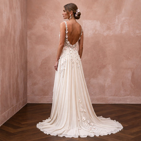 Romantic Chiffon Bridal Gown for a Spring Ceremony