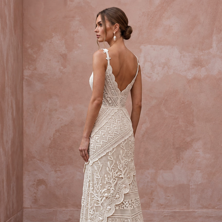 Romantic Ivory Crochet Lace Wedding Dress for Beach Engagement