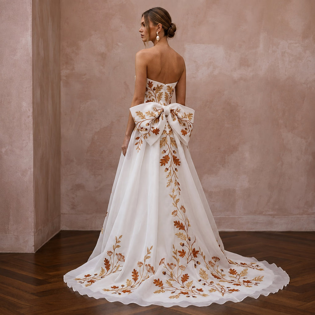 Romantic Organza Bridal Dress for an Autumn Reception