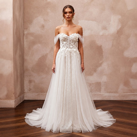 Romantic Tulle Wedding Dress with A-Line Silhouette for a Beach Wedding