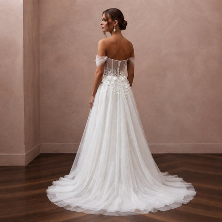 Romantic Tulle Wedding Dress with A-Line Silhouette for a Beach Wedding