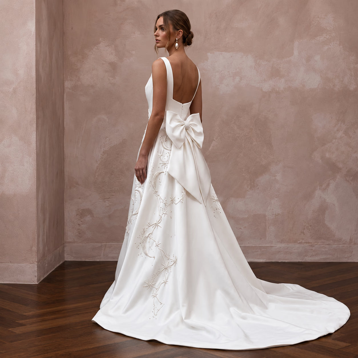 Satin Wedding Dress for a Midnight Wedding Ceremony Secondary image