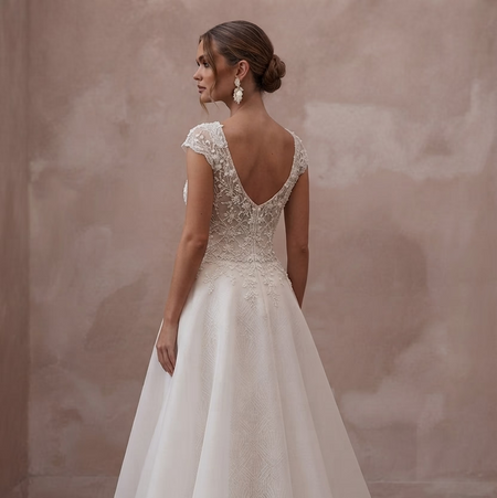 Scoop Neck Wedding Dresses with Timeless Elegance - Apparel & Accessories > Clothing > Wedding & Bridal Party Dresses > Wedding Dresses - Mignonette